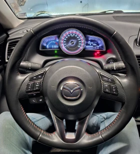 Mazda 3 Гаражна, CarPlay/Android Auto - 9600 € / 18775.97 лв. - 22797976 9