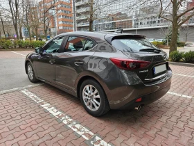 Mazda 3 Гаражна, CarPlay/Android Auto - 9600 € / 18775.97 лв. - 22797976 2