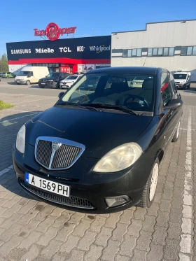 Lancia Ypsilon 