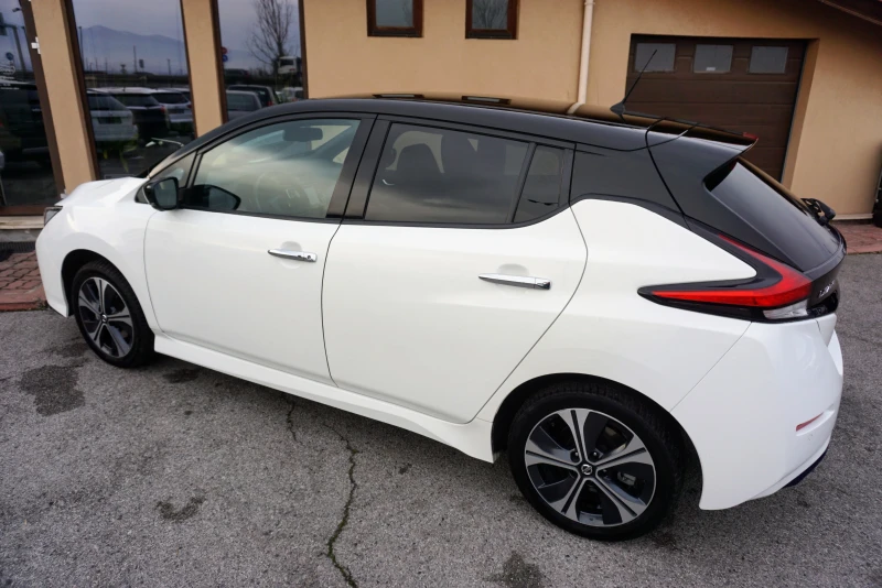 Nissan Leaf  62kW N-CONNECTA, снимка 4 - Автомобили и джипове - 45542627