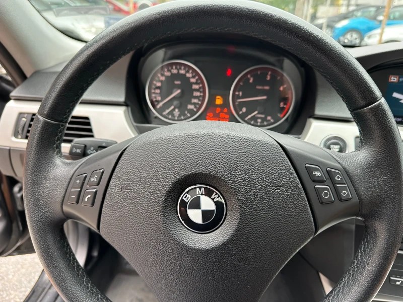 BMW 330 330D-FACELIFT AUTOMATIK, снимка 9 - Автомобили и джипове - 47237305