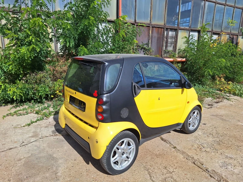 Smart Fortwo, снимка 3 - Автомобили и джипове - 47507637