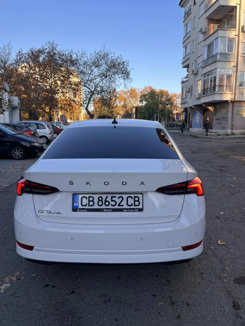 Skoda Octavia, снимка 7 - Автомобили и джипове - 48101758