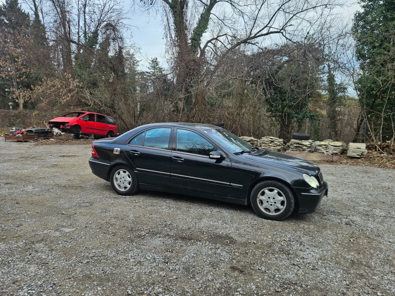 Mercedes-Benz C 220 220CDI avangard, снимка 4 - Автомобили и джипове - 48419326