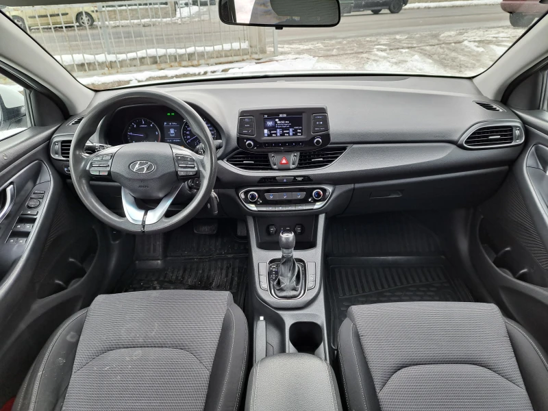 Hyundai I30 1.6CRDI AUTOMATIK, снимка 13 - Автомобили и джипове - 48666928