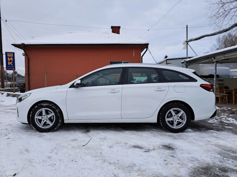 Hyundai I30 1.6CRDI AUTOMATIK, снимка 4 - Автомобили и джипове - 48666928