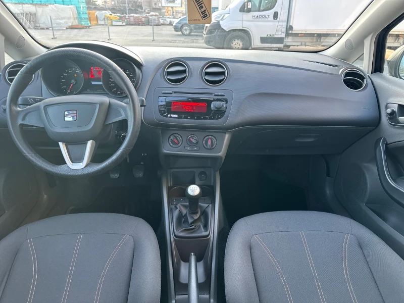 Seat Ibiza 1.2, снимка 11 - Автомобили и джипове - 48965734