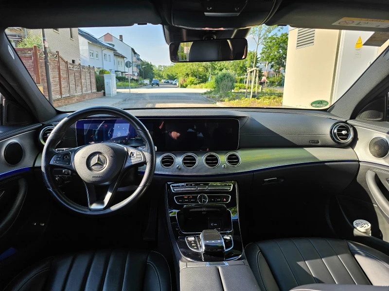 Mercedes-Benz E 220 Widescreen , снимка 5 - Автомобили и джипове - 50527085