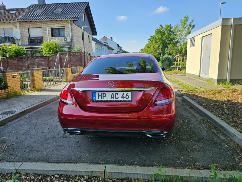 Mercedes-Benz E 220 Widescreen , снимка 2 - Автомобили и джипове - 50527085