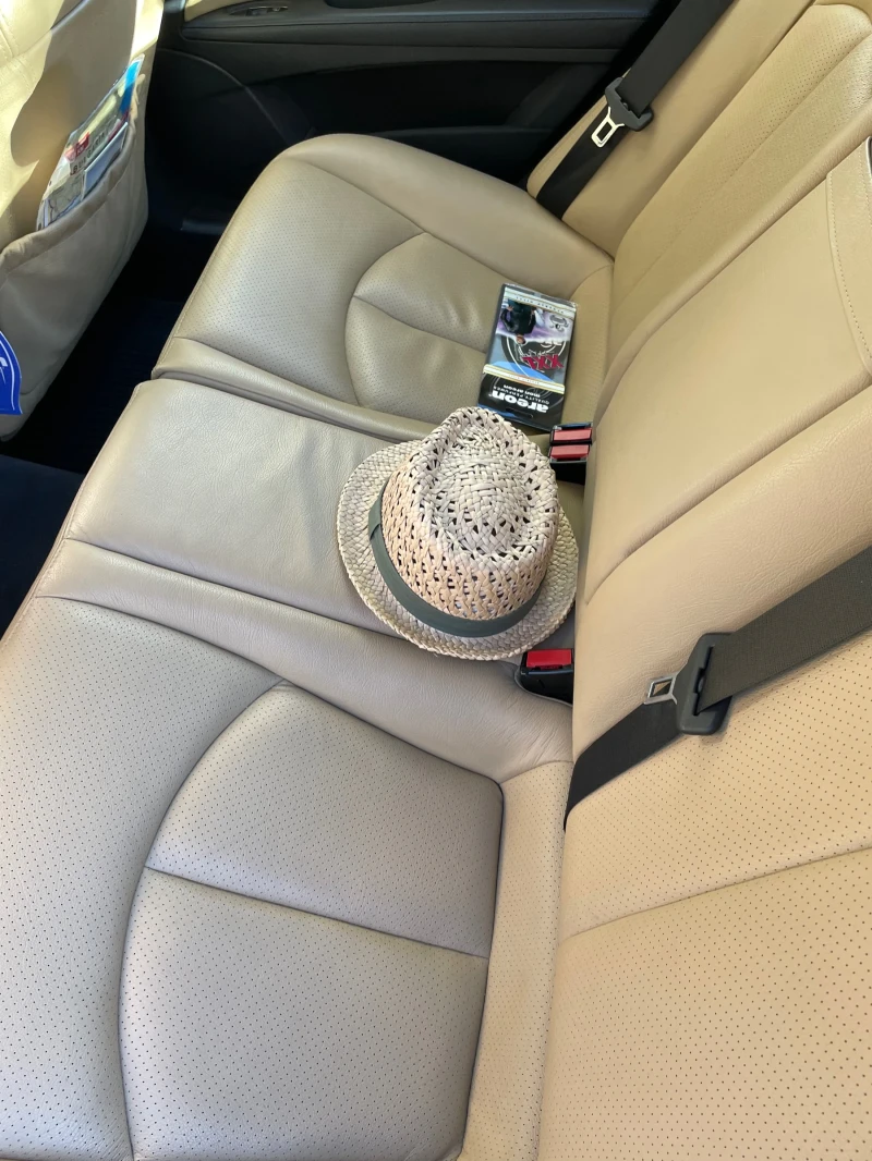 Mercedes-Benz E 240, снимка 10 - Автомобили и джипове - 52547245