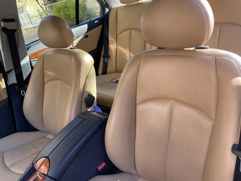 Mercedes-Benz E 240, снимка 12 - Автомобили и джипове - 52547245