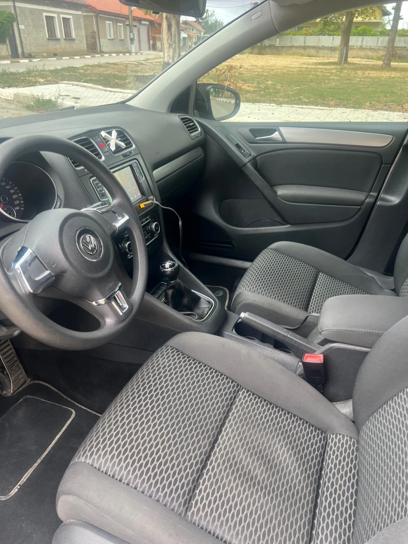 VW Golf, снимка 10 - Автомобили и джипове - 52258913