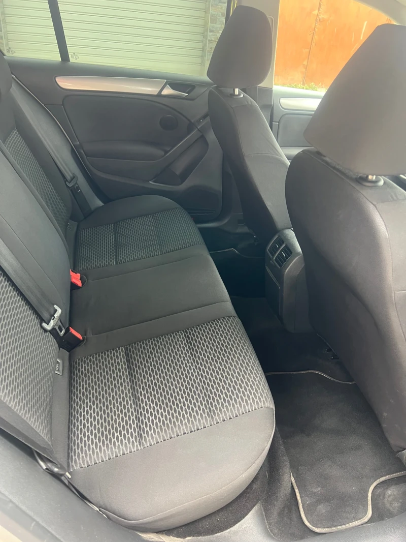 VW Golf, снимка 13 - Автомобили и джипове - 52258913