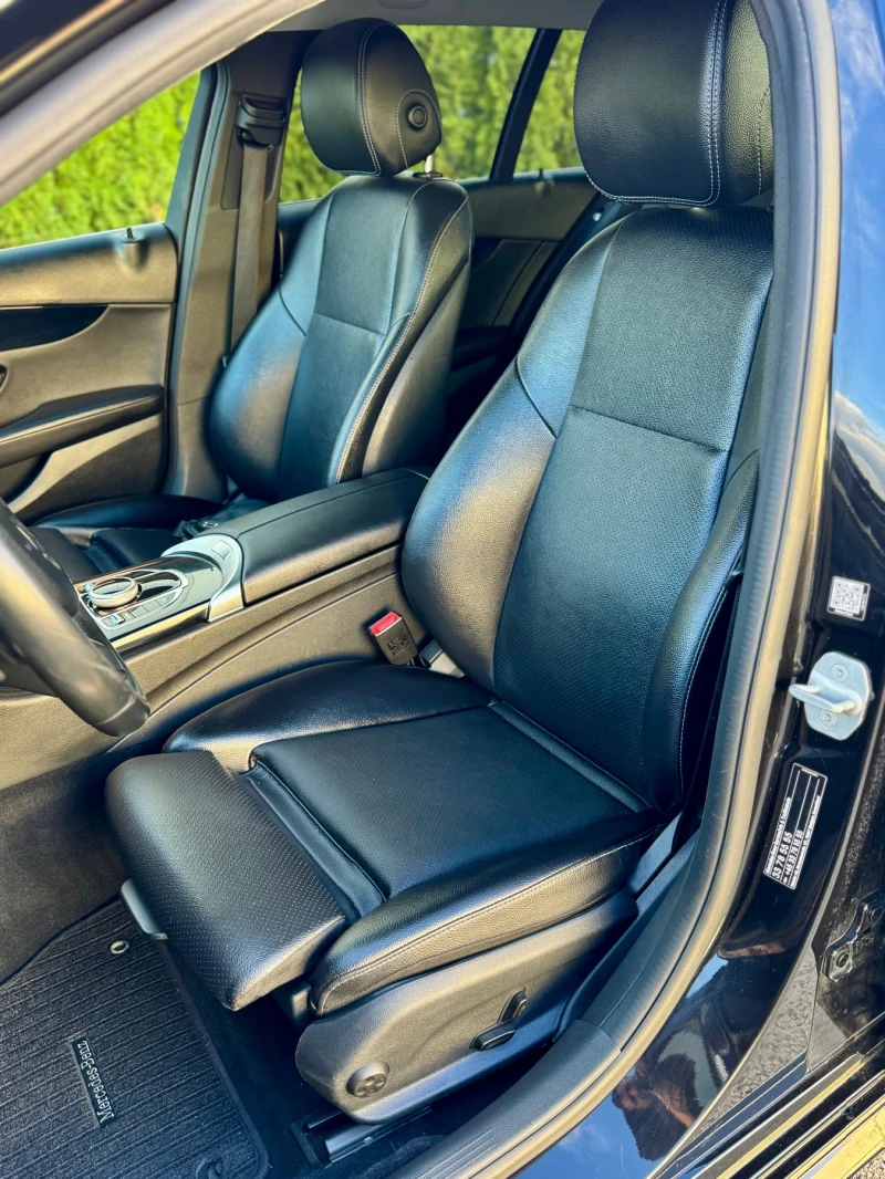 Mercedes-Benz C 220 AMG Line, снимка 8 - Автомобили и джипове - 52552985