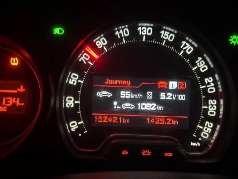 Citroen C5 2.0 hdi, снимка 8 - Автомобили и джипове - 52774056