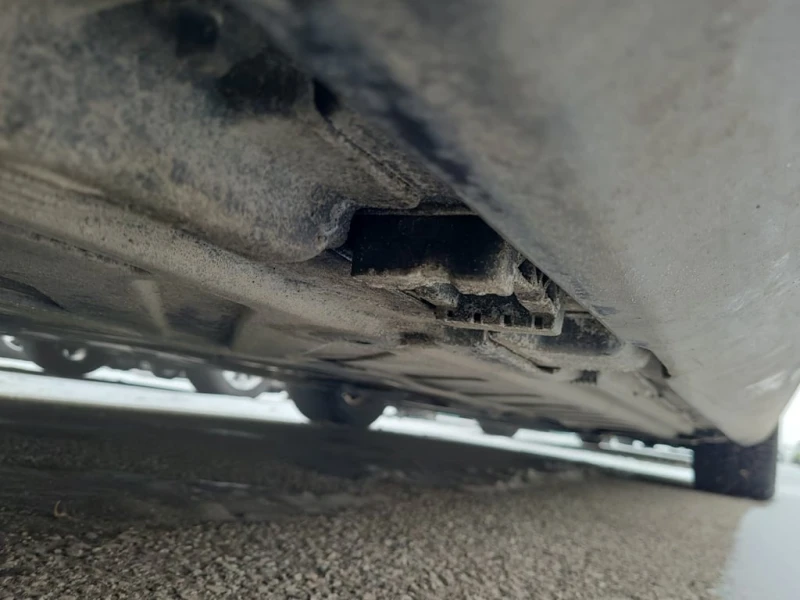 Mercedes-Benz E 400 * CARFAX * BURMESTER * ВТОРИ КОМПЛЕКТ ГУМИ, снимка 16 - Автомобили и джипове - 53228773