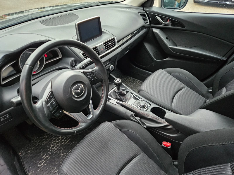 Mazda 3 Гаражна, CarPlay/Android Auto, снимка 6 - Автомобили и джипове - 53479506