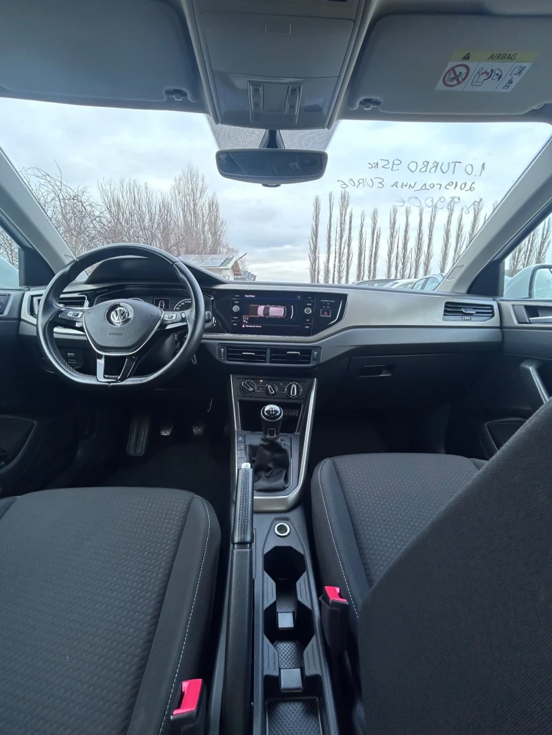 VW Polo 1.0 TURBO 95HP , снимка 11 - Автомобили и джипове - 53503003