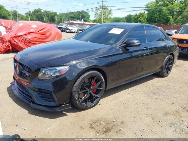 Mercedes-Benz E 43 AMG * 4MATIC* КОЖА* ПОДГРЕВ* ПАНОРАМА* ОБДУХВАНЕ* * HE, снимка 2 - Автомобили и джипове - 54967869