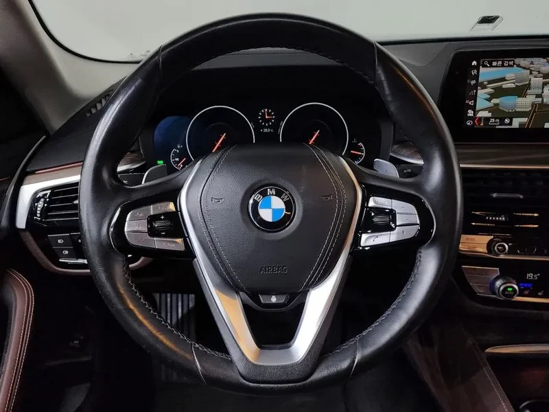 BMW 530 I LUXURY PLUS, снимка 13 - Автомобили и джипове - 55278103