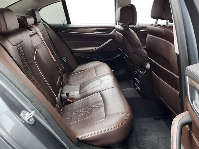 BMW 530 I LUXURY PLUS, снимка 12 - Автомобили и джипове - 55278103