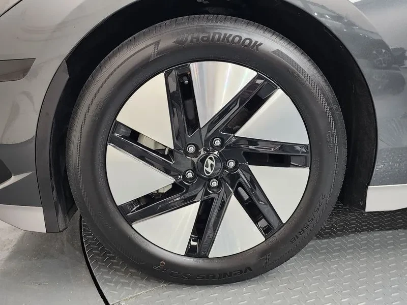 Hyundai Ioniq 6 Standard Exclusive, снимка 4 - Автомобили и джипове - 55574213