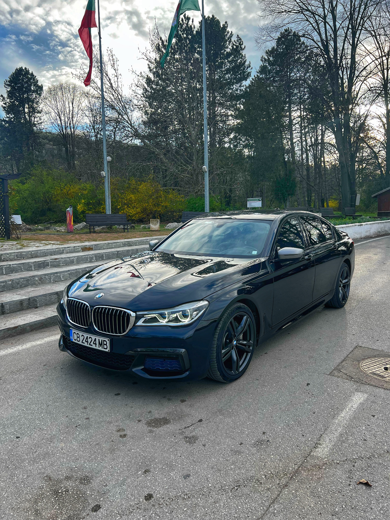 BMW 730 105 000 км. M pack - изображение 1