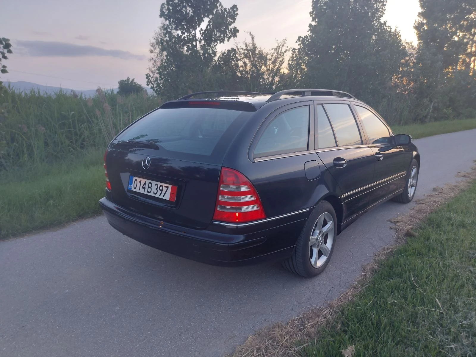 Mercedes-Benz C 180 1, 8 143кс Германия Авангард - изображение 4