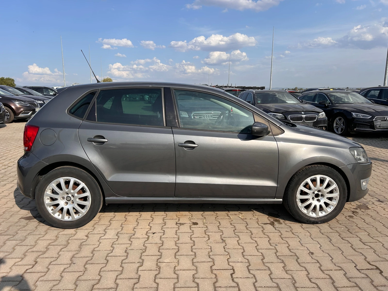 VW Polo 1.2i EURO 5 ЛИЗИНГ - изображение 5