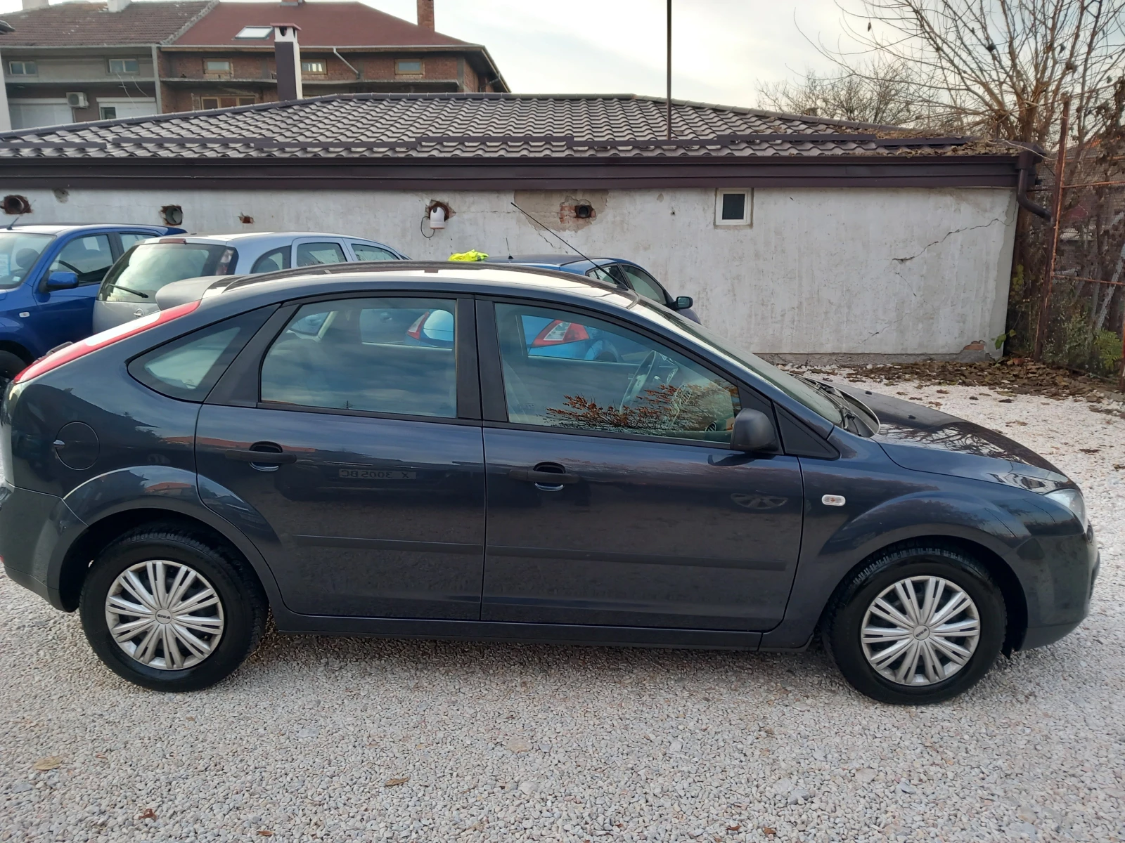 Ford Focus 1.4i 80кс климатик - изображение 2