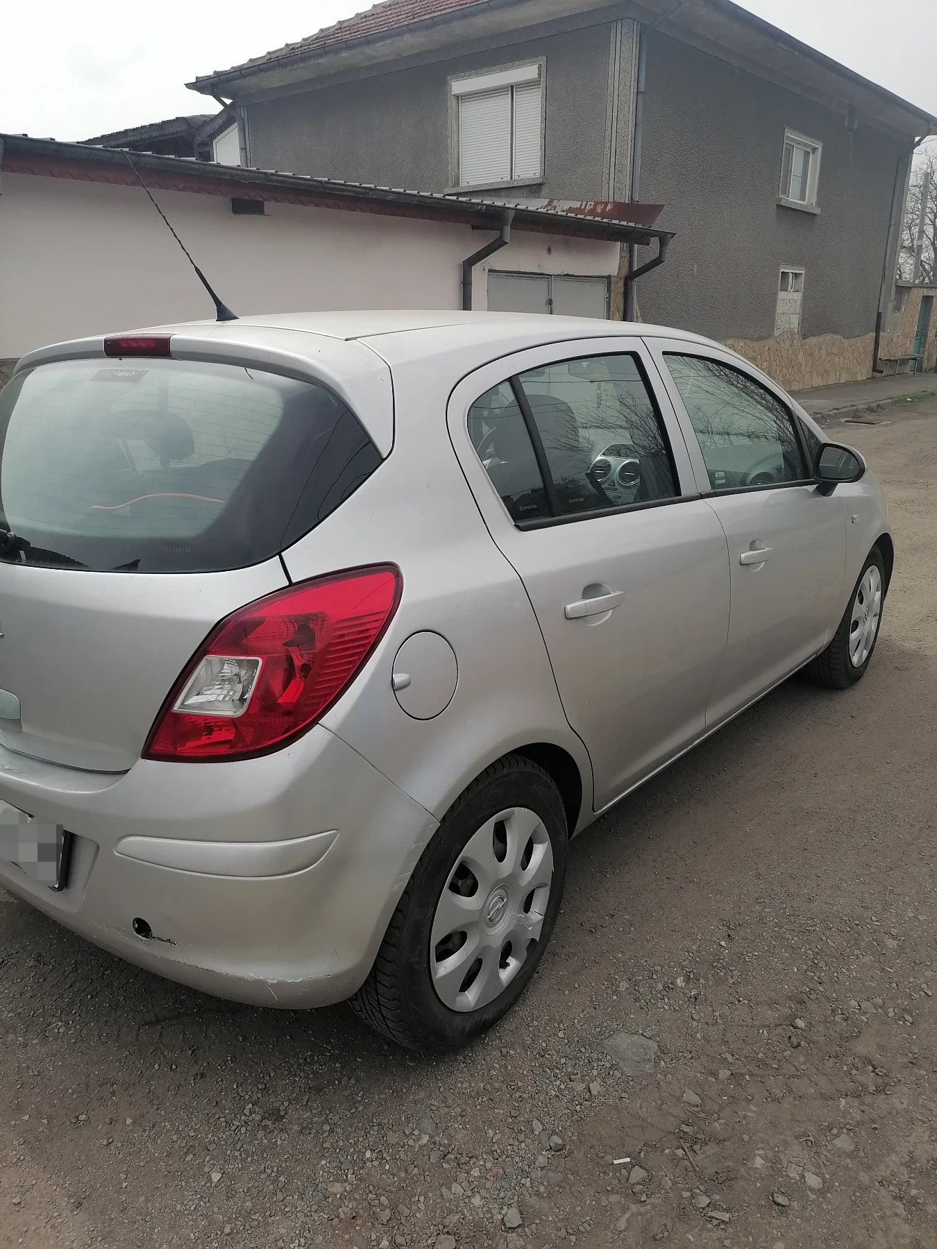 Opel Corsa  - изображение 7