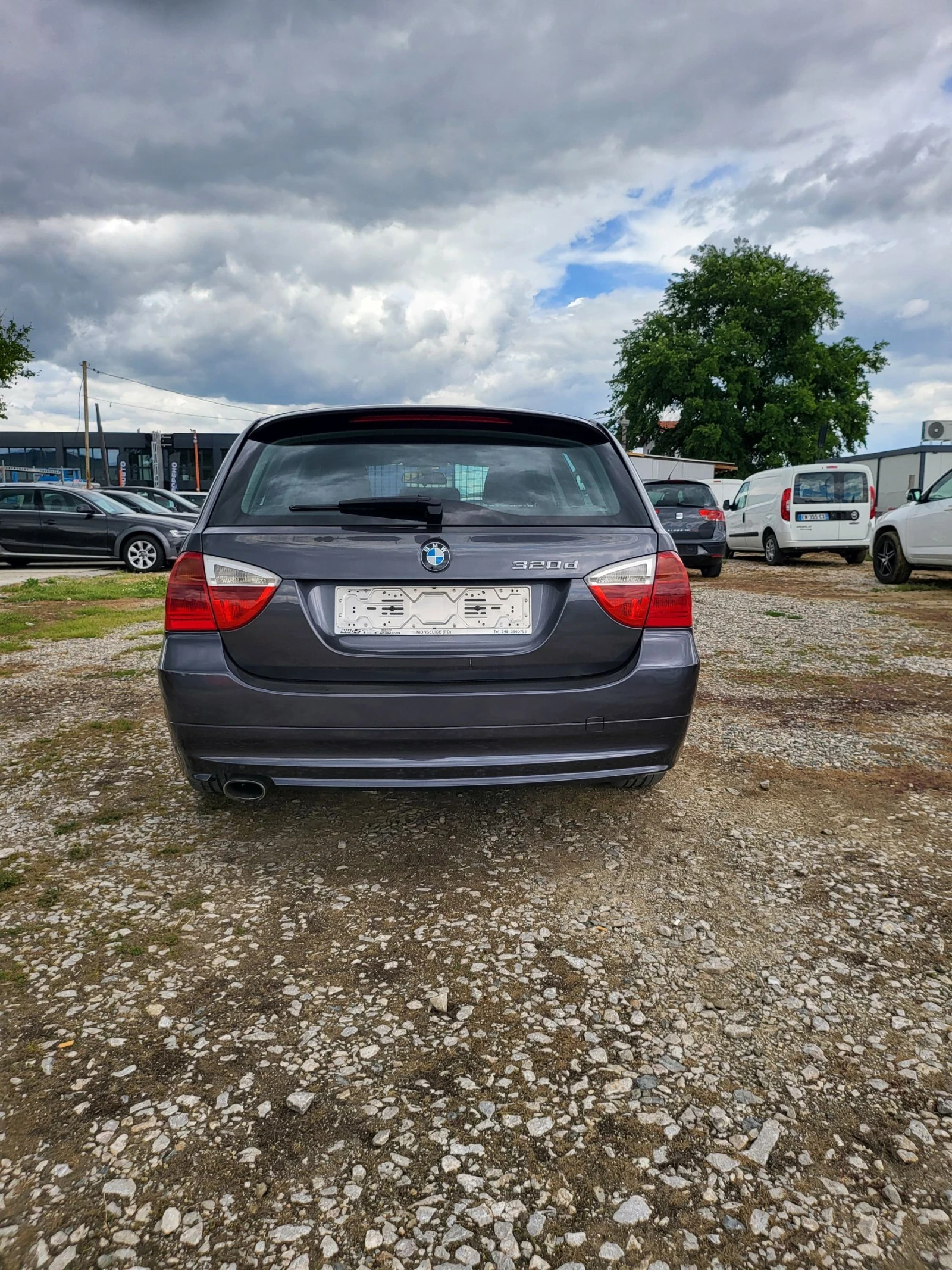 BMW 320  - изображение 6
