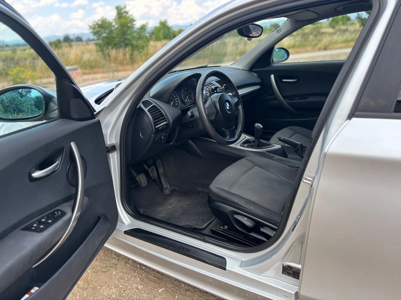 BMW 118 2.0 D - 122 к.с. - изображение 5