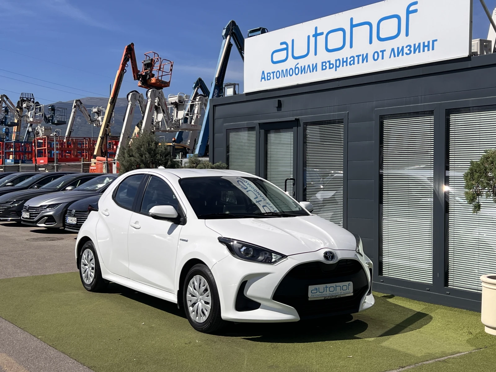 Toyota Yaris FANCY/HYBRID/1.5vvt-i/115K.C./Е-CVT AT/ГАРАНЦИЯ - изображение 6