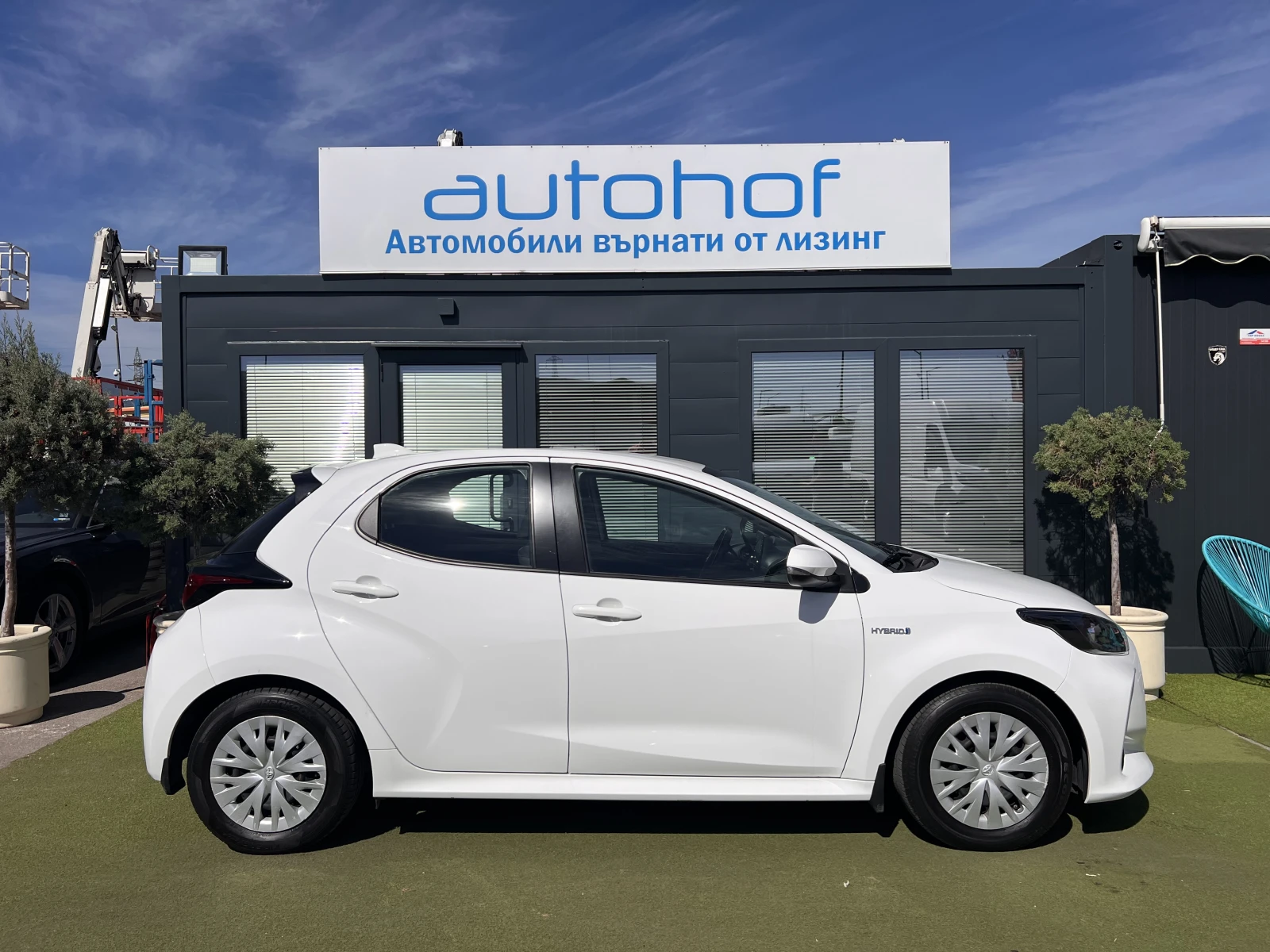 Toyota Yaris FANCY/HYBRID/1.5vvt-i/115K.C./Е-CVT AT/ГАРАНЦИЯ - изображение 5