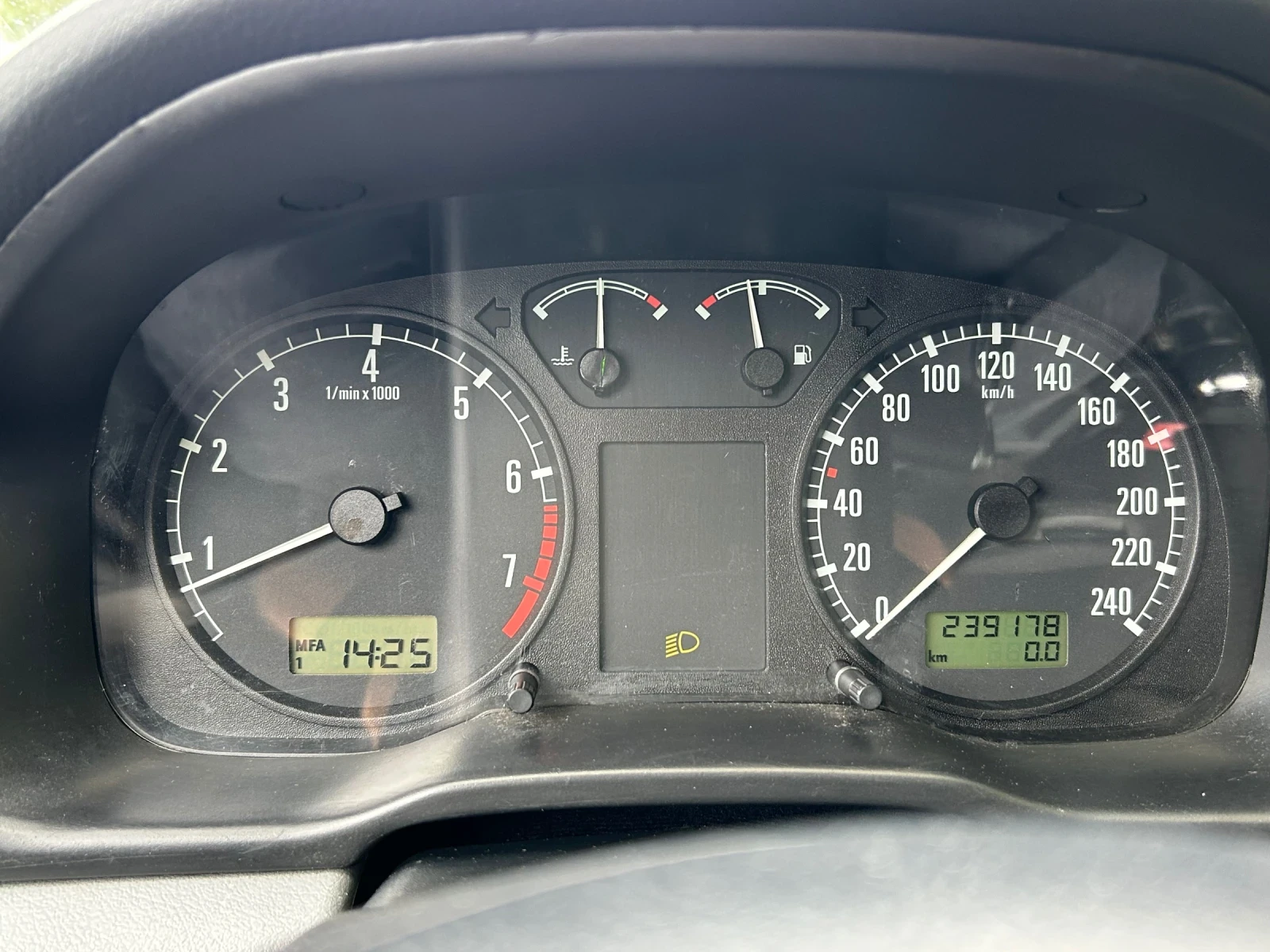 Skoda Octavia 2.0i 116 ГАЗ/БЕНЗИН - изображение 8