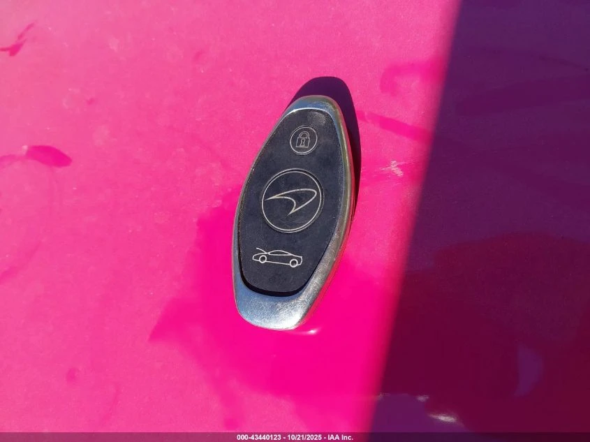 McLaren 650S 3.8L V-8 DOHC, VVT, TURBO, 562HP Rear Wheel Drive | Mobile.bg   3