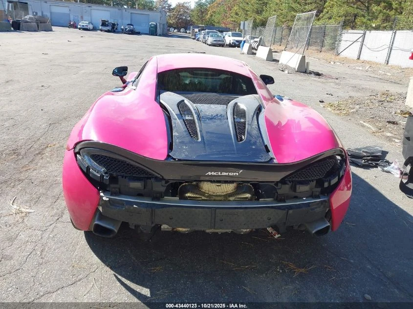 McLaren 650S 3.8L V-8 DOHC, VVT, TURBO, 562HP Rear Wheel Drive | Mobile.bg   9