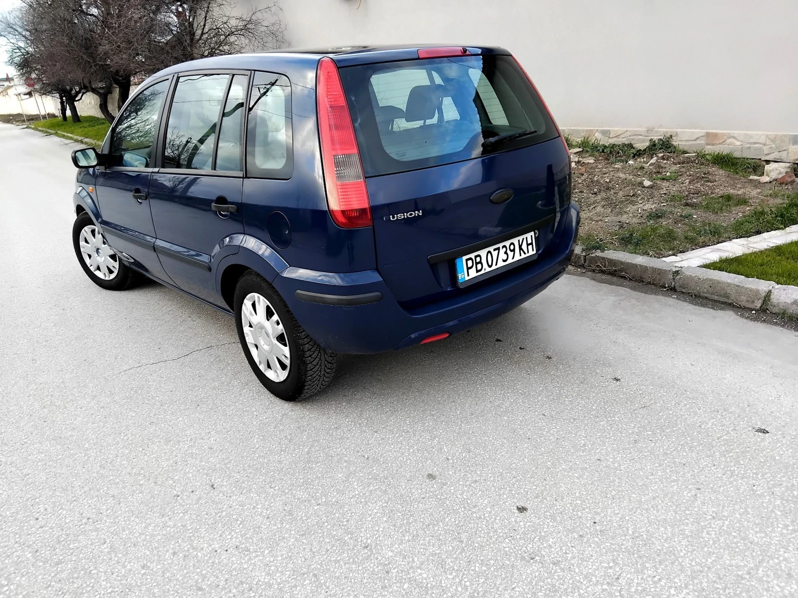 Ford Fusion 1.4i.80k + КЛИМА. БЕНЗИН. 2004г  - изображение 2