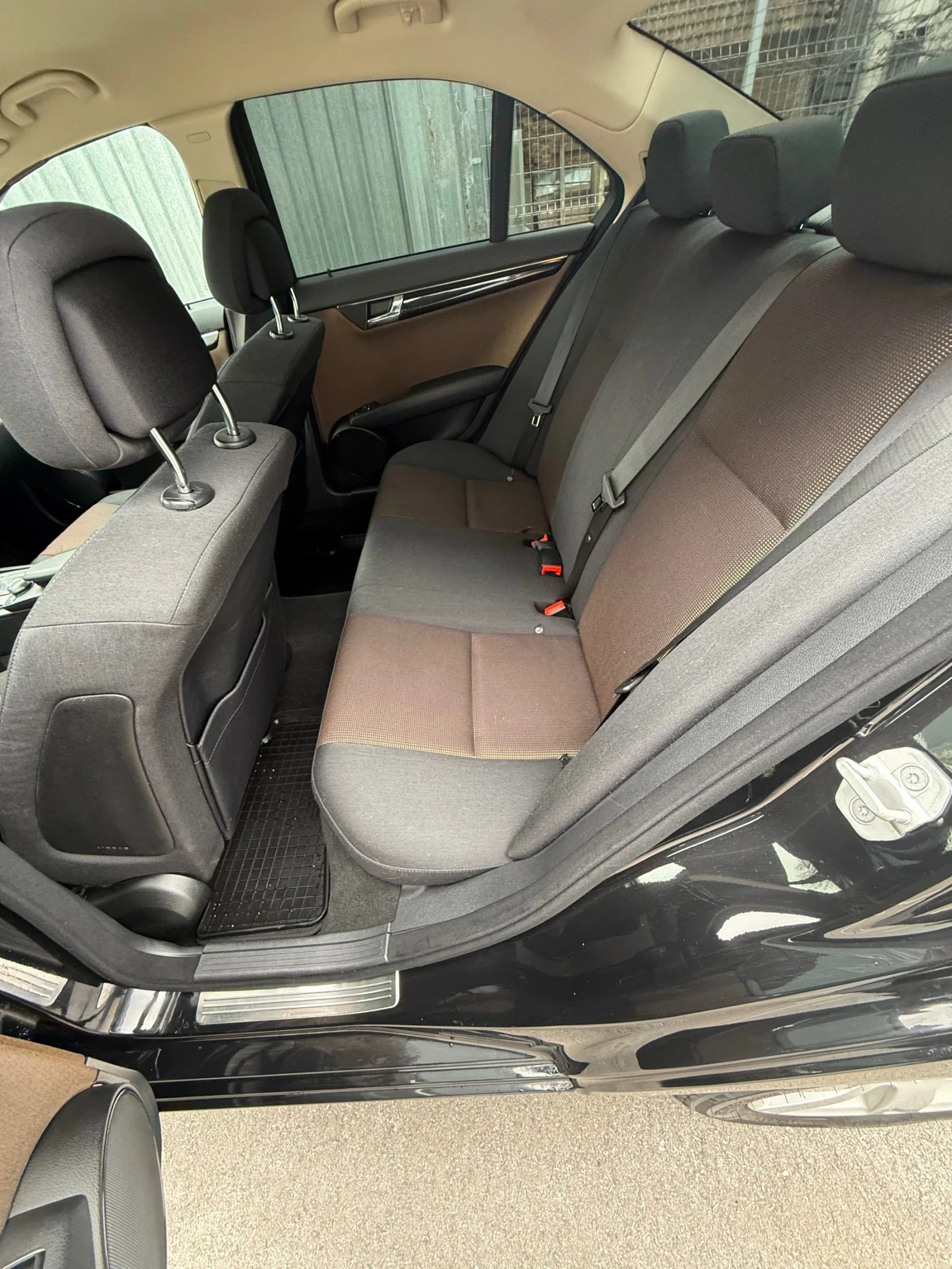 Mercedes-Benz C 220 105000�� | Mobile.bg � ����������� 12