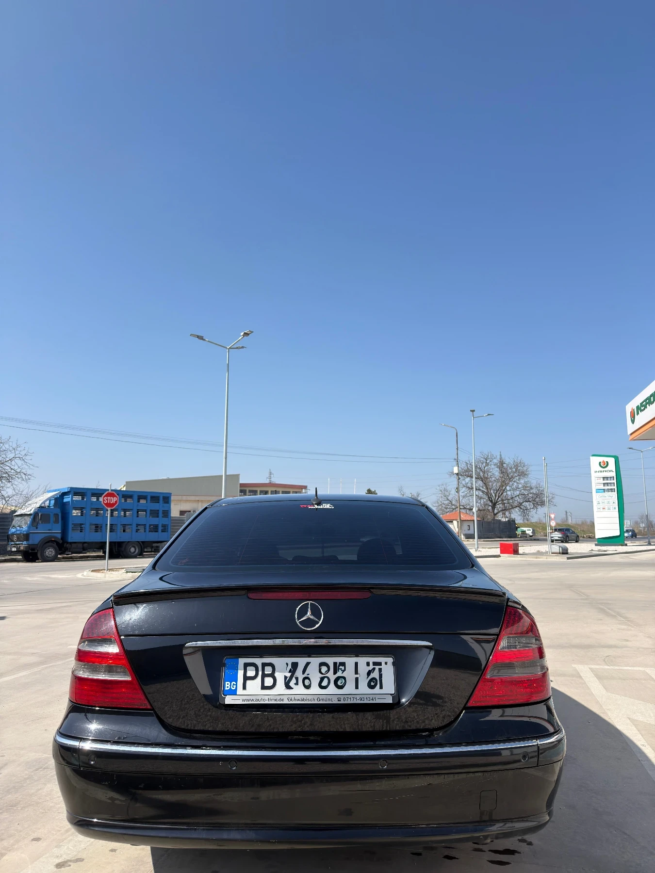 Mercedes-Benz E 320, снимка 4 - Автомобили и джипове - 53836102