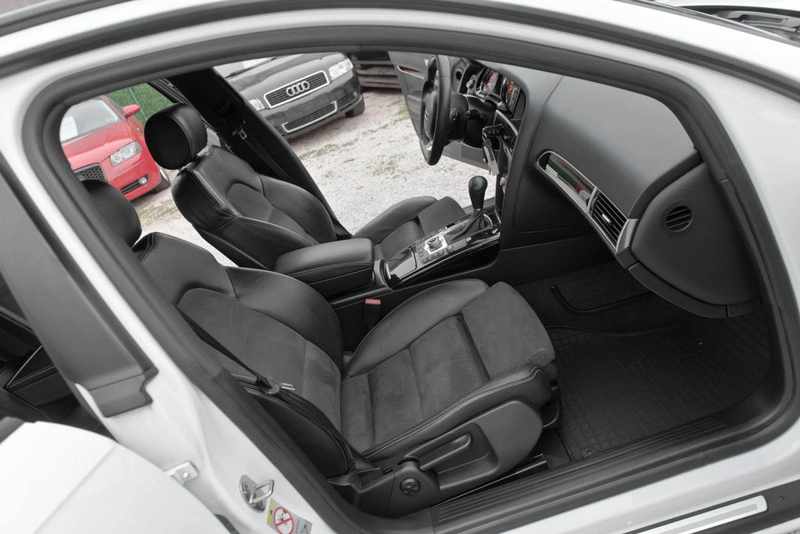 Audi A6 3xS-line guattro, снимка 9 - Автомобили и джипове - 53908324