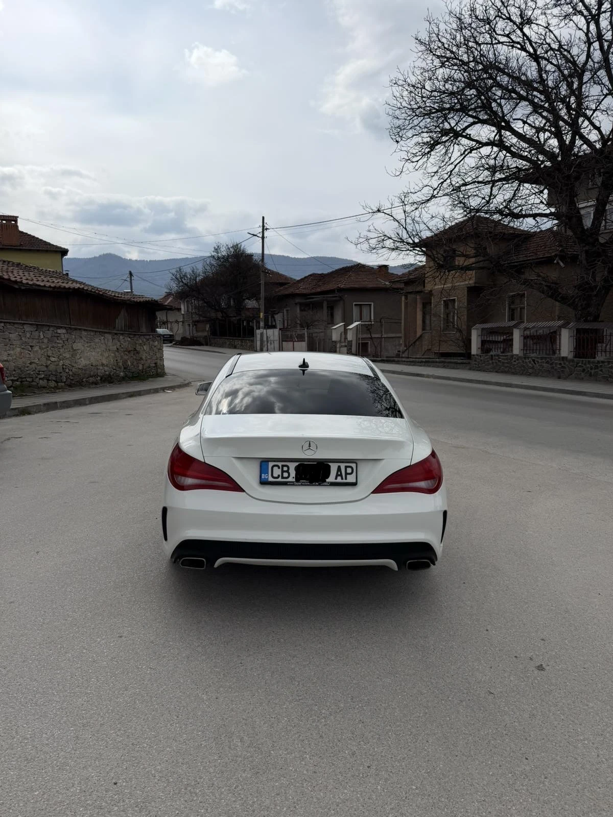 Mercedes-Benz CLA 220, снимка 4 - Автомобили и джипове - 53926016