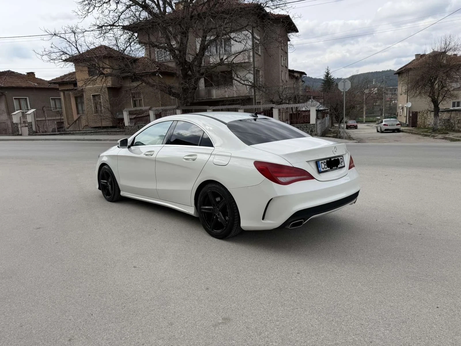Mercedes-Benz CLA 220, снимка 10 - Автомобили и джипове - 53926016