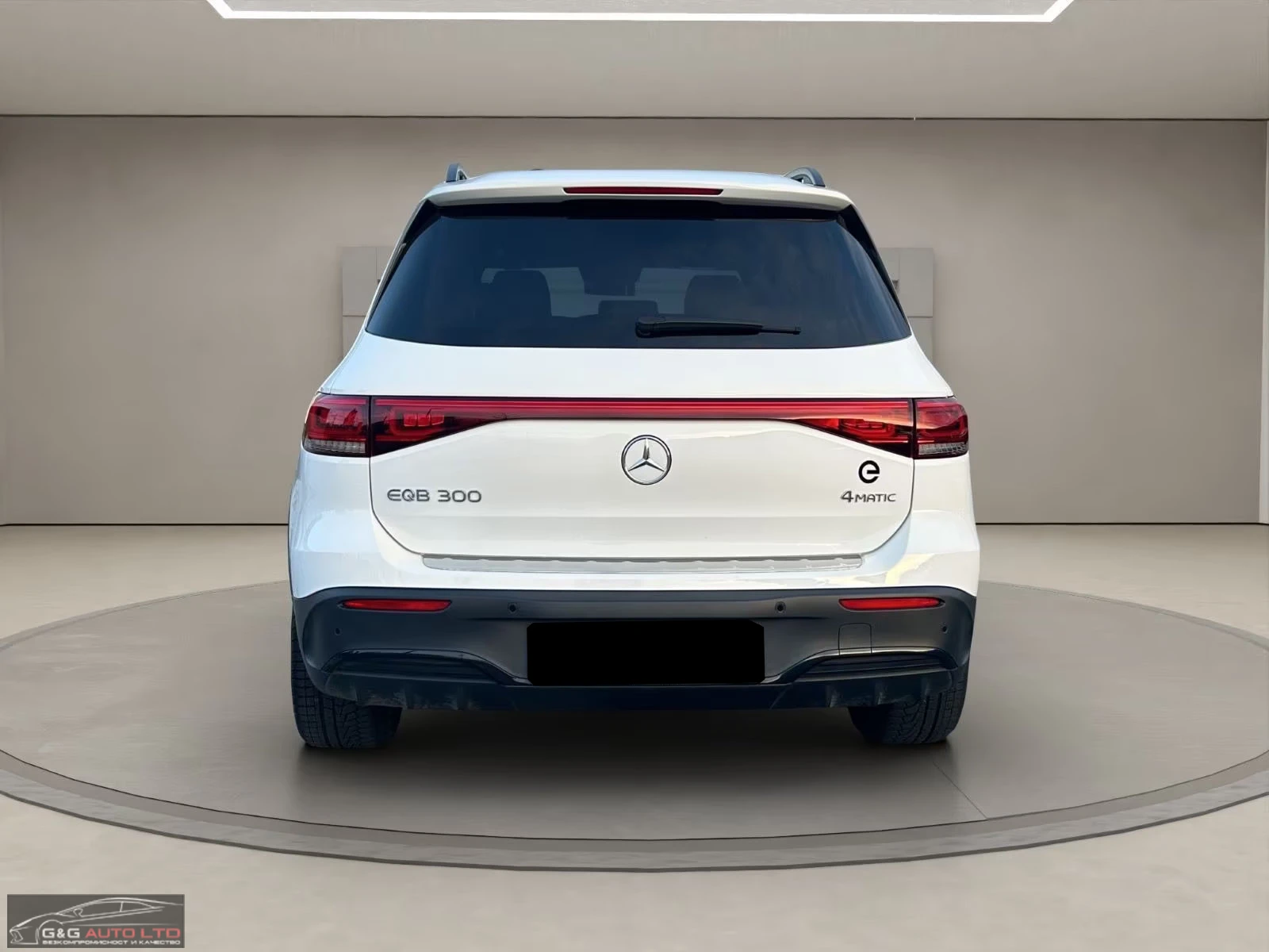 Mercedes-Benz EQB 300/4MATIC/228HP/AMG/NIGHT/360/MEMO/LED/976g, снимка 8 - Автомобили и джипове - 53964484