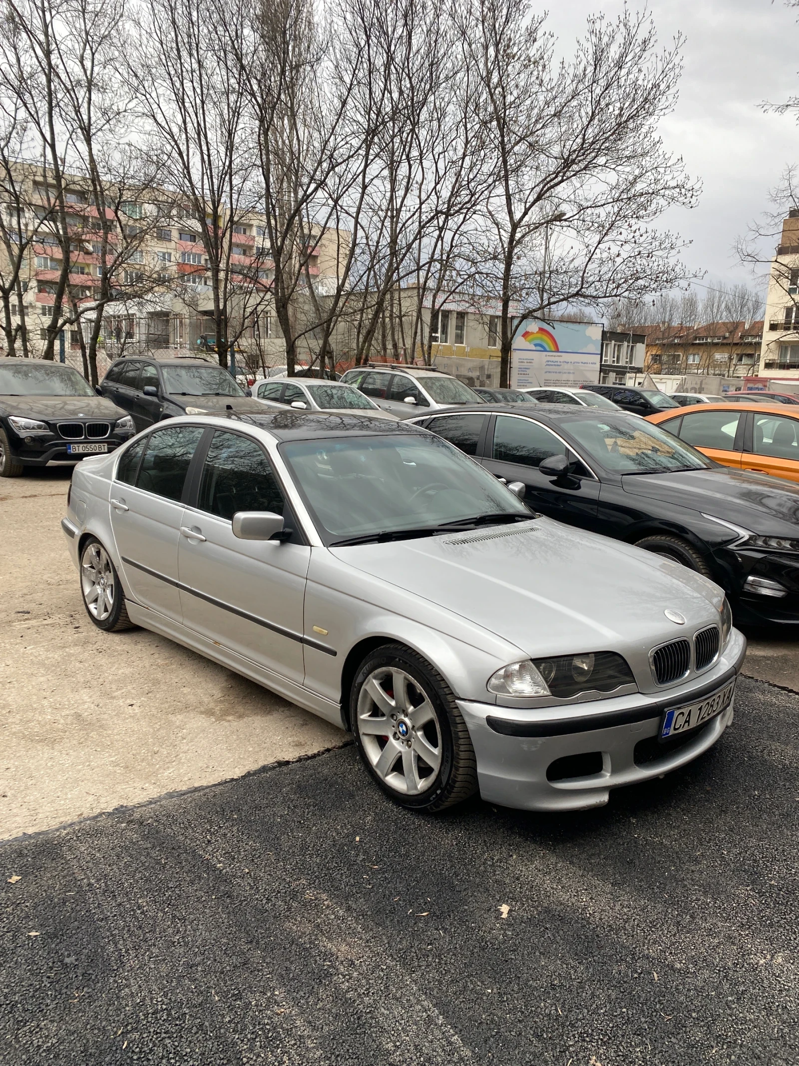 BMW 330