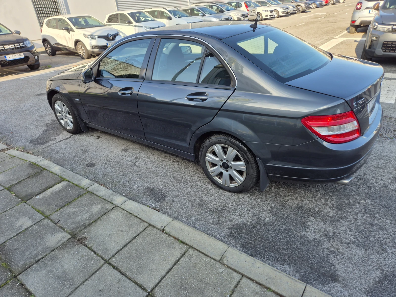 Mercedes-Benz C 180, снимка 5 - Автомобили и джипове - 54553832