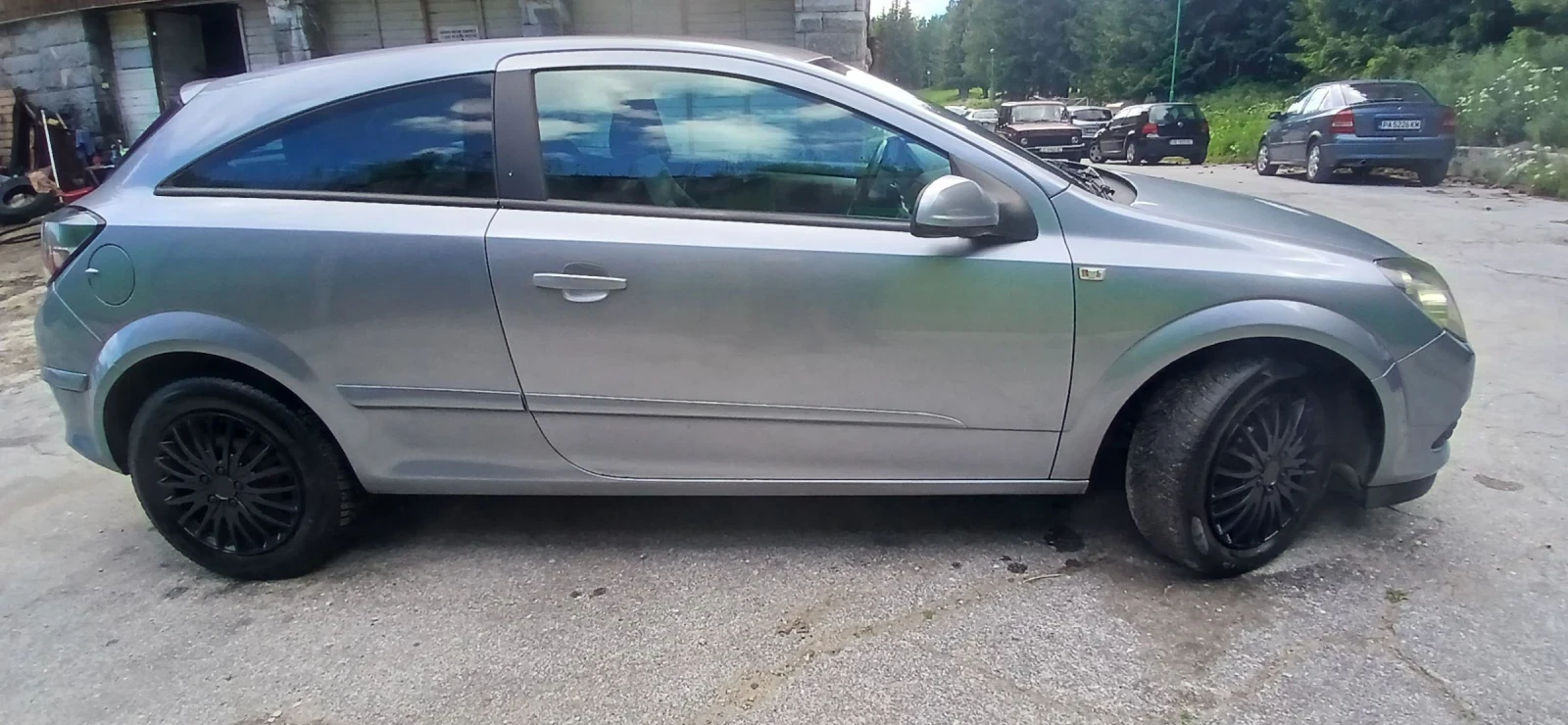 Opel Astra 1.6 GTC ECOTEK, снимка 7 - Автомобили и джипове - 55086239