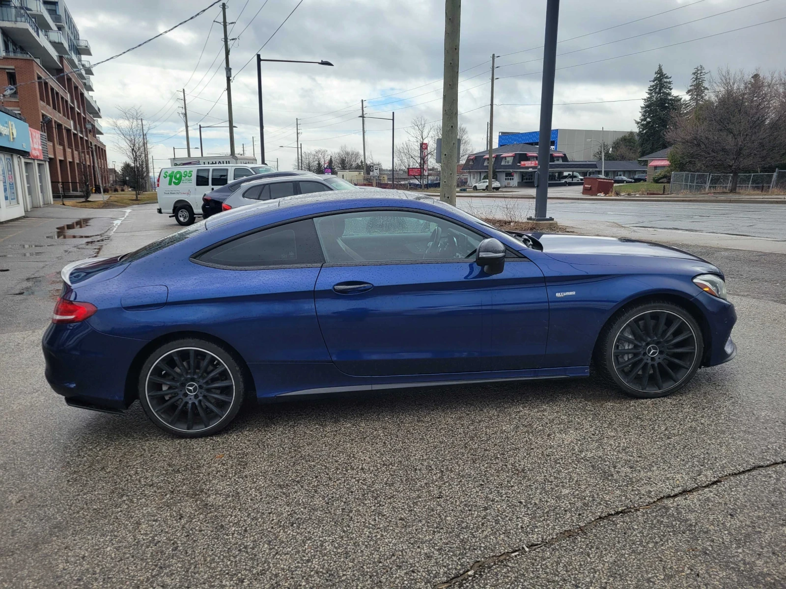 Mercedes-Benz C 43 AMG 4MATIC * ПОДГРЕВ * ПАНОРАМА * BURMESTER * CARFAX, снимка 3 - Автомобили и джипове - 54730596