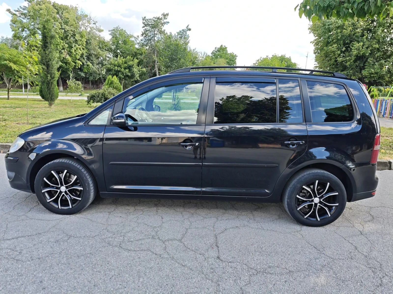 VW Touran 1.4 tsi ecofuel, снимка 6 - Автомобили и джипове - 54972312